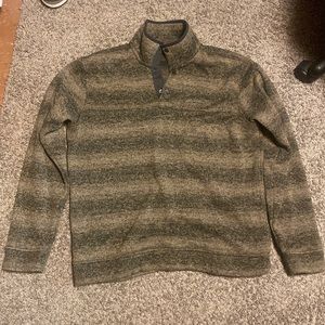 Eddie Bauer pullover